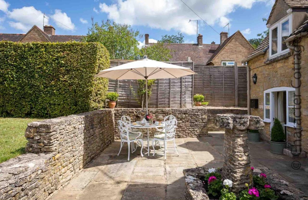 Weir Cottage Bourton-on-the-Water Екстер'єр фото