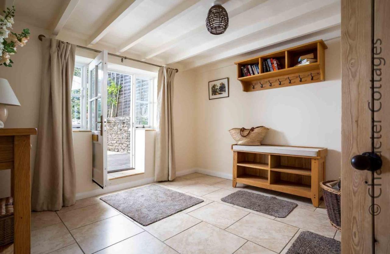 Weir Cottage Bourton-on-the-Water Екстер'єр фото