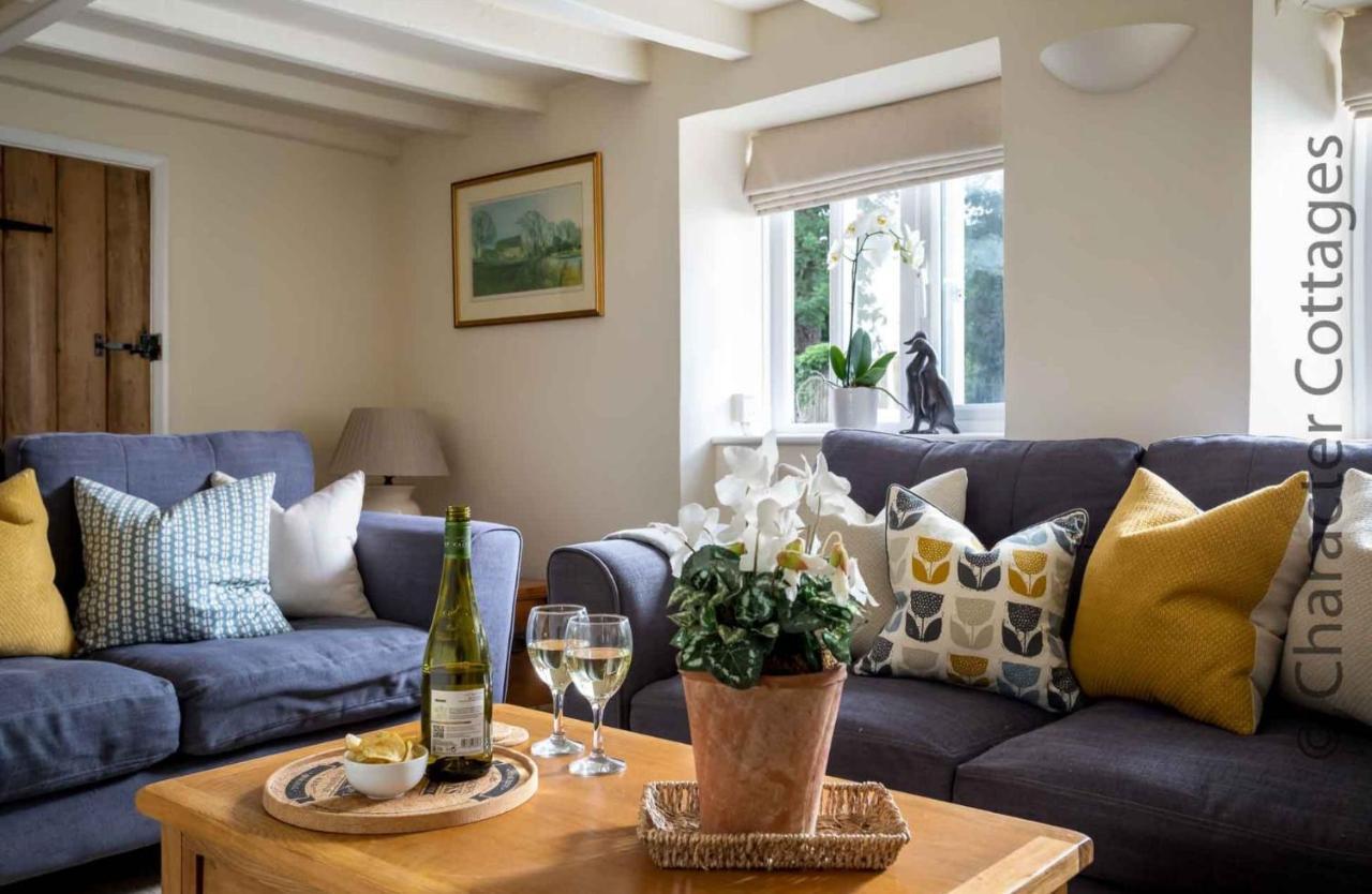 Weir Cottage Bourton-on-the-Water Екстер'єр фото