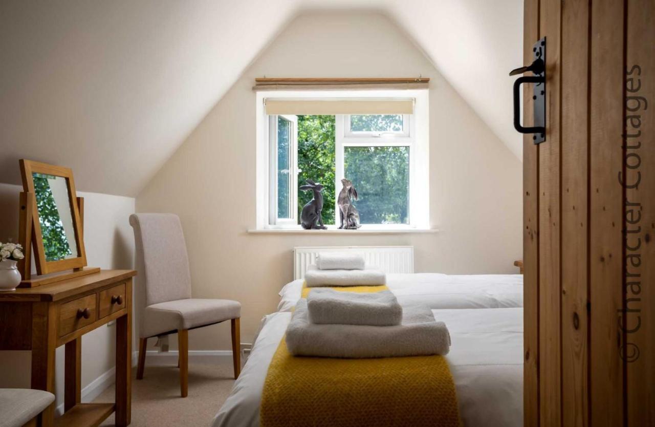 Weir Cottage Bourton-on-the-Water Екстер'єр фото