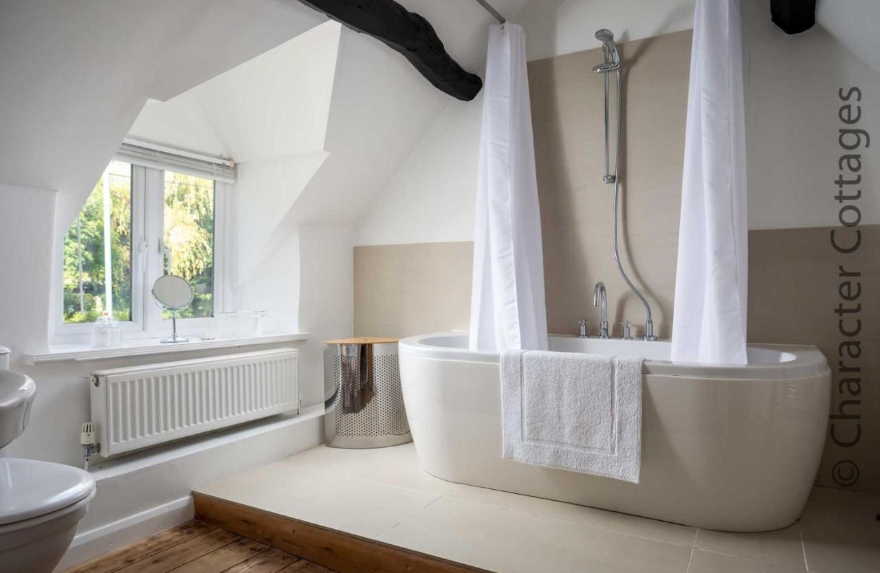 Weir Cottage Bourton-on-the-Water Екстер'єр фото