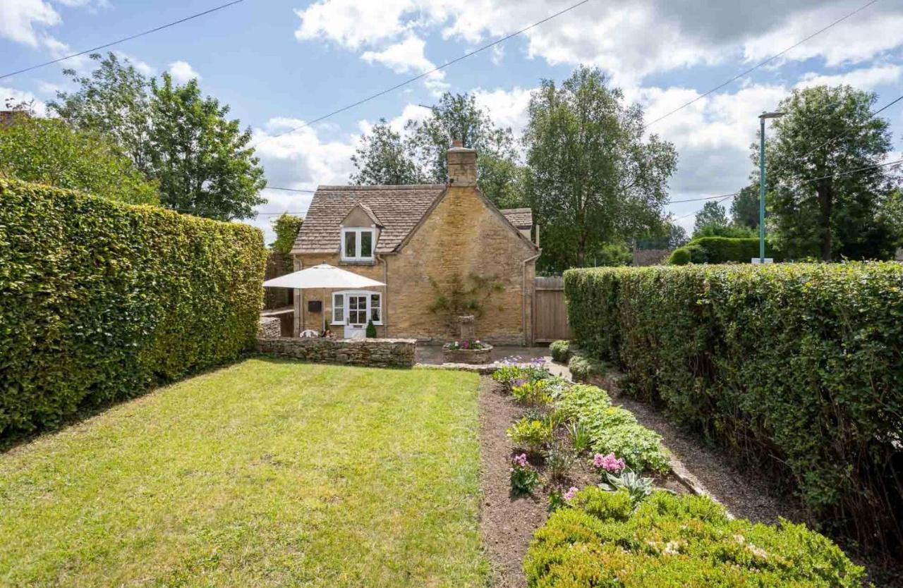 Weir Cottage Bourton-on-the-Water Екстер'єр фото